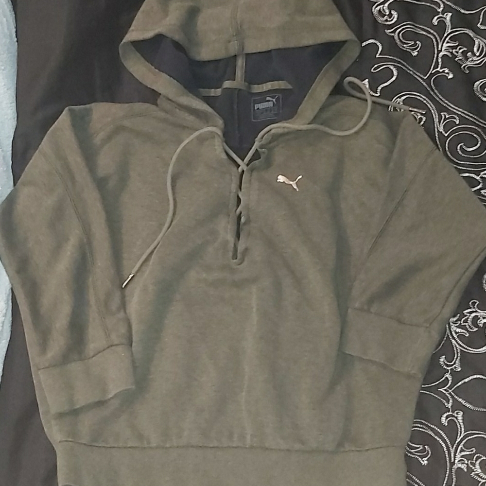 Puma sweatshirt